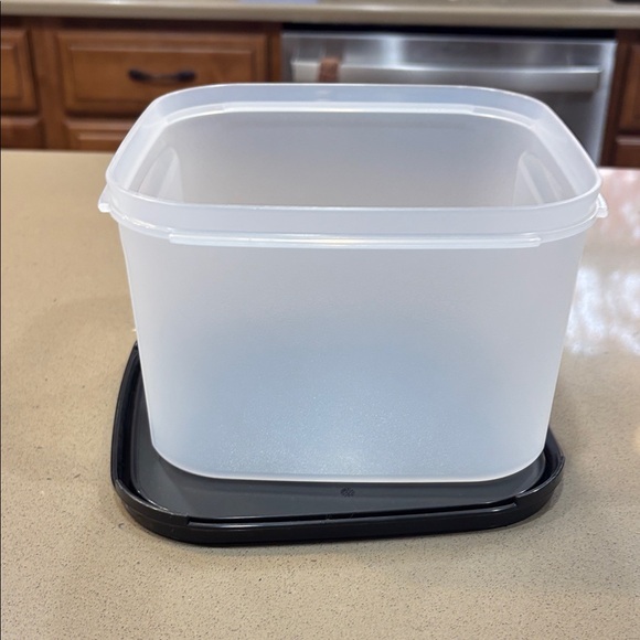*New* Tupperware Food Storage Container Set - Picture 13 of 14